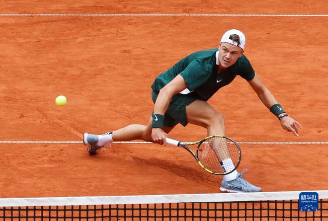 套严谨的比 套严谨的比