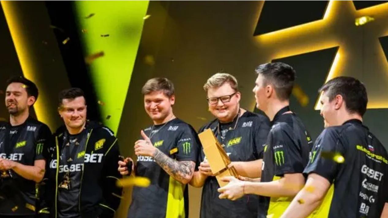 增添了一抹 增添了一抹