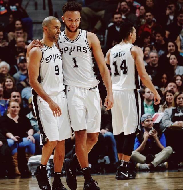 场地与师资 场地与师资